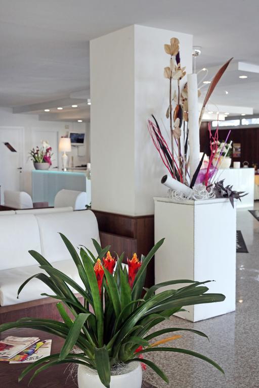 Hotel Bel Air 里乔内 外观 照片