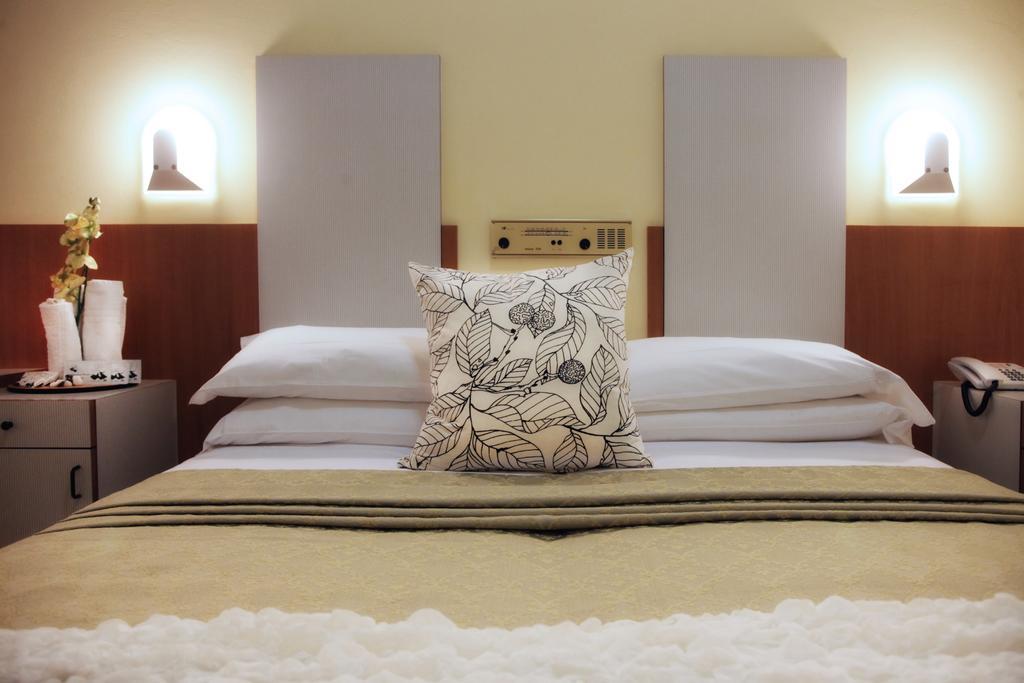Hotel Bel Air 里乔内 客房 照片