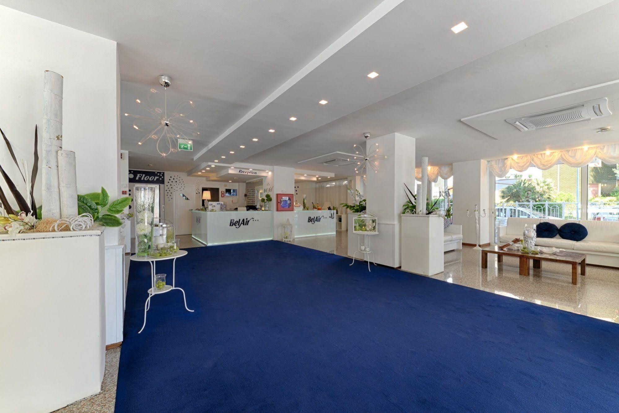 Hotel Bel Air 里乔内 外观 照片